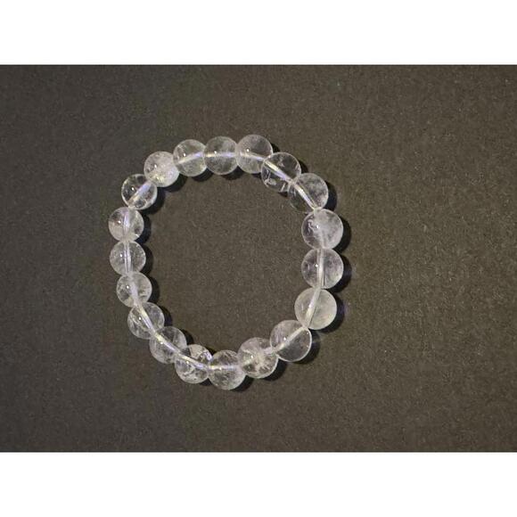 Jewelry - Elegant Clear Quartz Stretch Bracelet j350